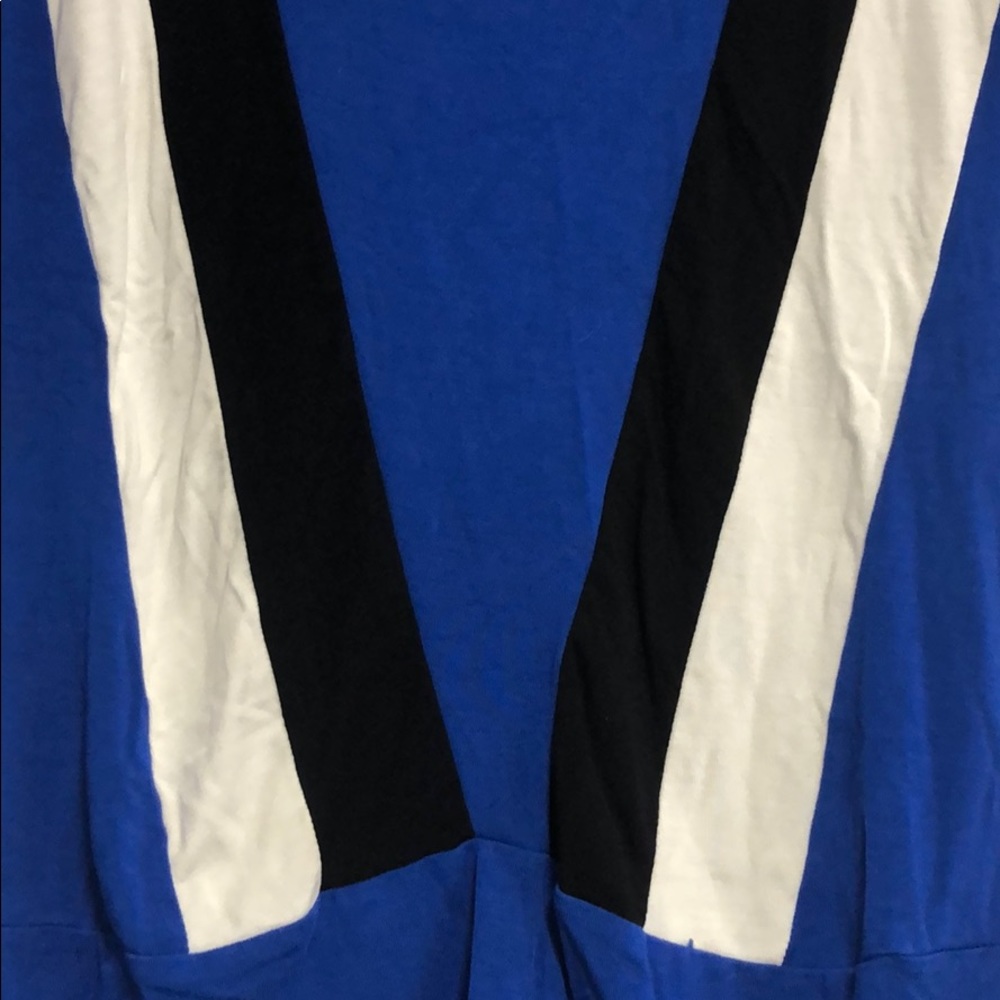 Blouse - Picture 2 of 3